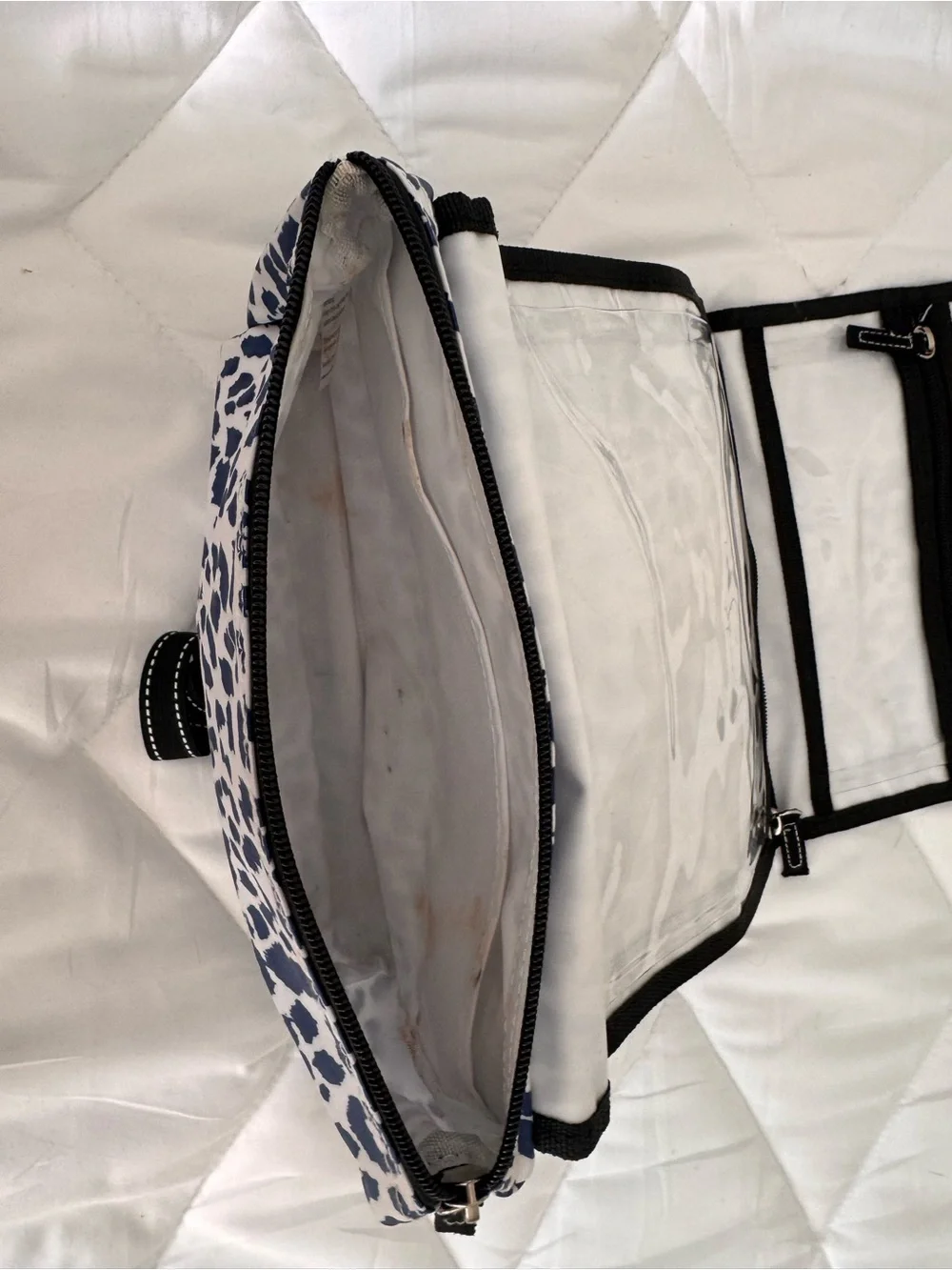 Scout Hanging Travel Toiletry Bag